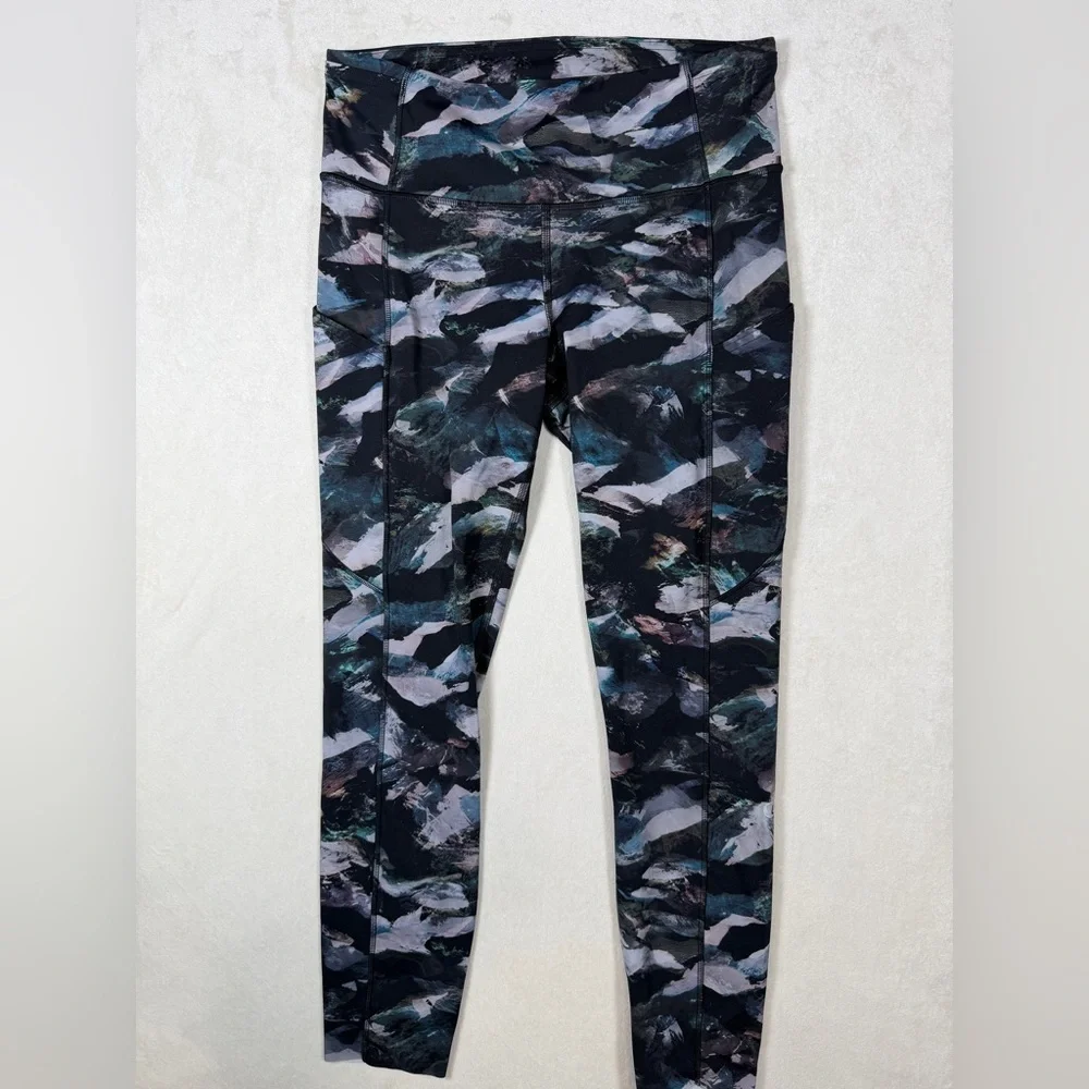 Lululemon Athletica Size 8 Align Abstract Multicolor Leggings